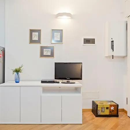 Pratello Luminous & Cozy In Centro Appartement